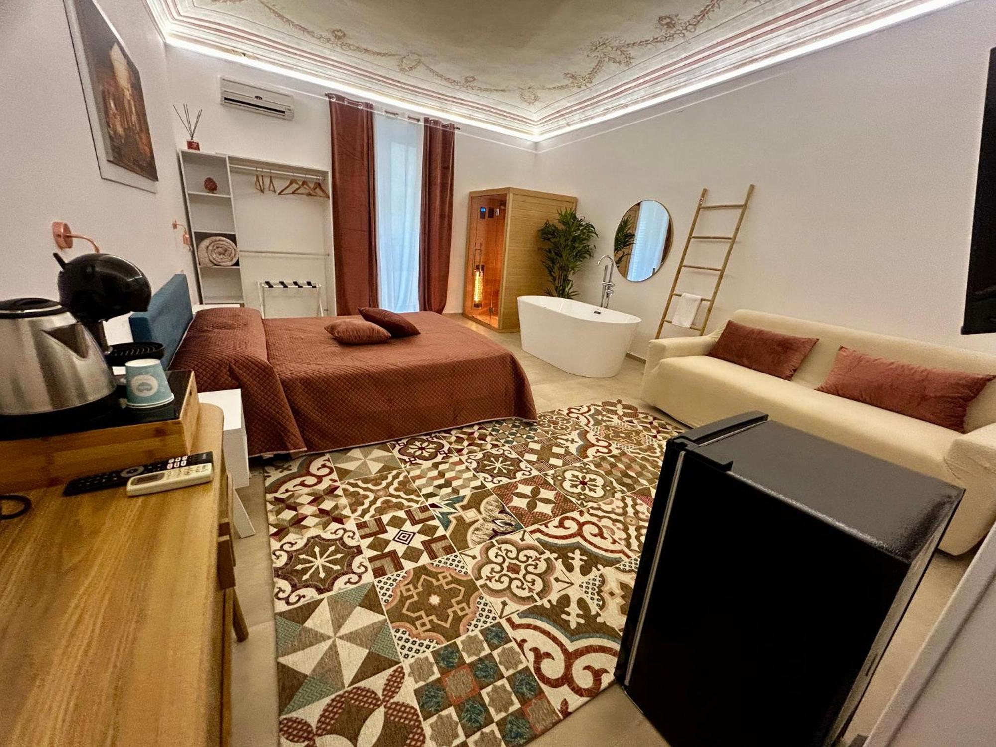 Massimo Rooms And Suite — Photos 2
